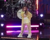 sabrina-carpenter-2-1596634679-view-0