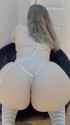 V889989_thumb.jpg