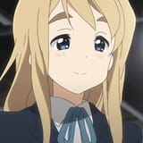 kuvassa on Tsumugi Kotobuki eli Mugi K-On! animesarjasta