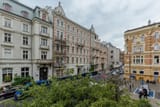 z25178411AMP,Wyremontowane-kamienice-przy-ul--Foksal-13-i-15-wi