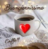 Il-rito-del-Buongiornissimo-e-il-totem-della-pulizia-contatti-6