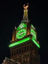 Makkah_Clock_Tower_at_night,_Saudi_Arabia_(1)_(52501885245)