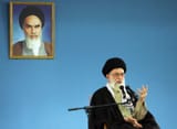 iran-tehran-khamenei-portrait-khomeini-speech-january-2007-afp_0.jpg