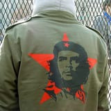 Che_clothing_cropped