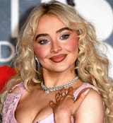 sabrinacarpeter