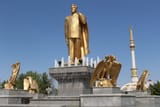 golden-statues-Ashgabat