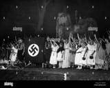 nazi-midsummer-festival-1933-H3AFNT