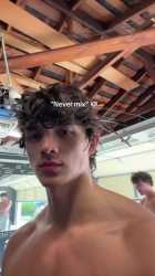 gabe_deutsch_14281832_thumb.jpg