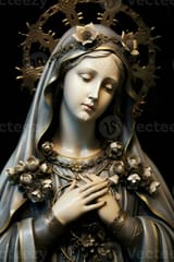 27547751-statua-della-vergine-maria-foto