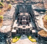 Kailāśanātha Temple