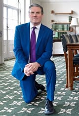 Keir-Starmer-takes-a-knee-June-2020-