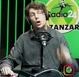 1741313775956130