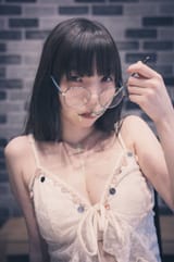GuNo95_bYAAcXmR[1]