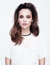 5853e929e3d613c03e1edb69_alicia-vikander-cover[1]
