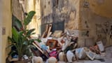 1745481731-0-nel-centro-storico-c-e-una-discarica-di-rifiuti