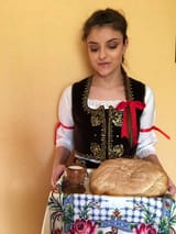 Traditional_Serbian_welcome