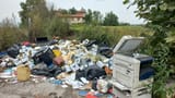 rifiuti abbandonati 2