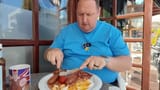 Rate My Takeaway - We had a Full ENGLISH Breakfast in SPAIN! [gUXJR-BdSxI - 1264x711 - 11m15s]