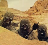 Tusken_Raiders_hiding1