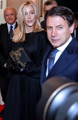 Olivia-Paladino-premier-Giuseppe-Conte-1024x1024-2644542040