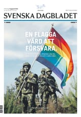 axbom-svd-forsvarsmakten-pride-flaggan-2021
