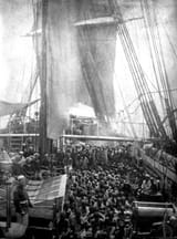 HMS_Daphne_rescued_slaves