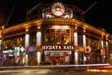 depositphotos_68947025-stock-photo-puzata-hata-in-kiev
