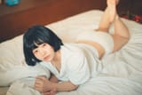 2MIWHITEB[1]
