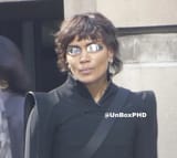 set-leaks-showcase-first-look-at-briana-middleton-as-molly-v0-g5wzmlqhb8te1