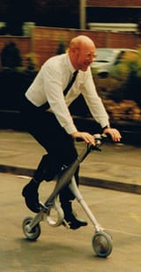 Sir_Clive_Sinclair_on_X-Bike_Prototype