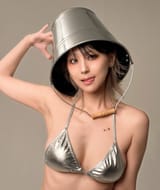 Gu2PlL7bQAAatRz[1]