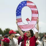 qanon-usa-trump-101
