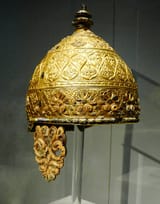 Parade_helmet