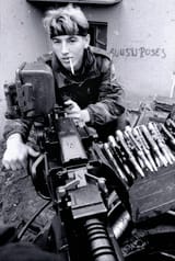 br2