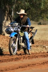jackaroo-motorbike-03