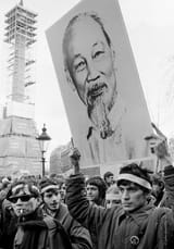 70423_Ho_Chi_Minh_placard_anti-Vietnam_war_demo_1968_xgaplus