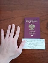 1740778990336638