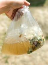 close-up-hand-carrying-plastic-bags-hot-noodles-soup-hand-carrying-plastic-bags-hot-noodles-soup-99794528[1]