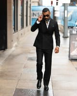 Classic-Suit-Clothing-Style-1-650x811