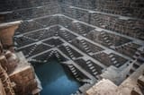 the-architecture-of-ancient-indian-stepwells-v0-r32ahrhsc4vd1