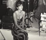30395086-0-Chic_Maxwell_looks_picture_perfect_in_a_stunning_long_dress_in_1-a-21_1593894981064