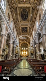 naples-cathedral-italy-M6MND9