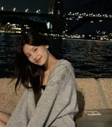 hwang-yeji-from-itzy-v0-9jx0bfhwppcd1