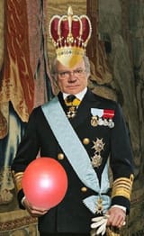 1451694610138
