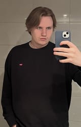 mirror_selfie