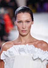 Bella-Hadid-runway-Paris-Fashion-Week-2022-3377042812