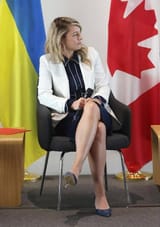 melanie joly quebecois legs