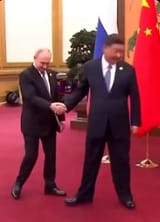 1724529417122811m