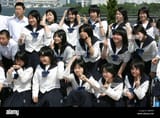 jpn-japan-tokyo-school-class-excursion-to-odaiba-an-artificial-island-AB4PPR