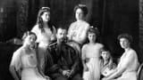 tsar-nicholas-ii-of-russia-with-his-family-1913-1486705088